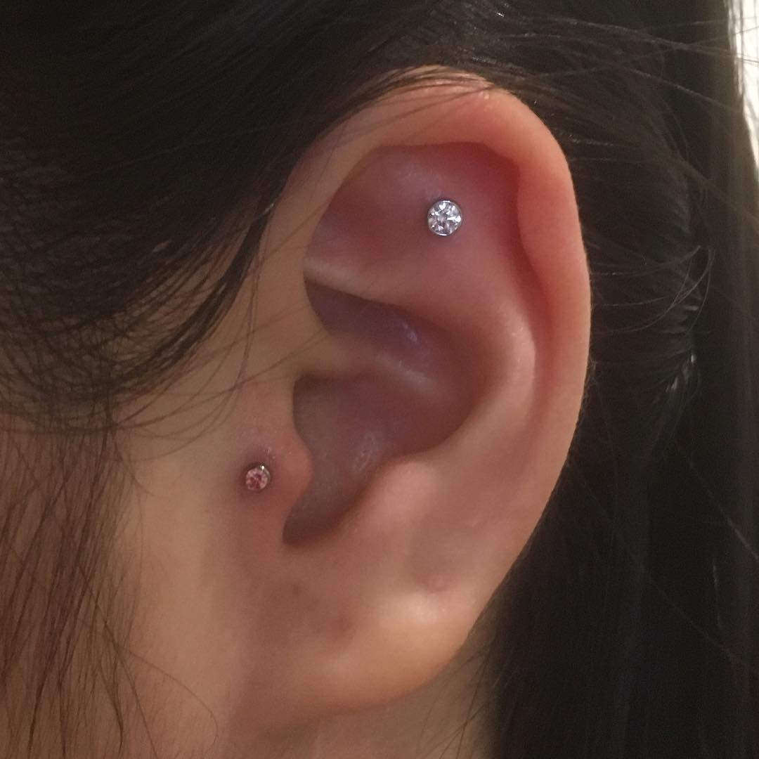 軟骨ピアスの位置名称④アウターコンク. @link_body_piercingさんの投稿
